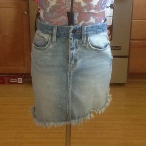 BOUNDABLE ITEM: denim skirt